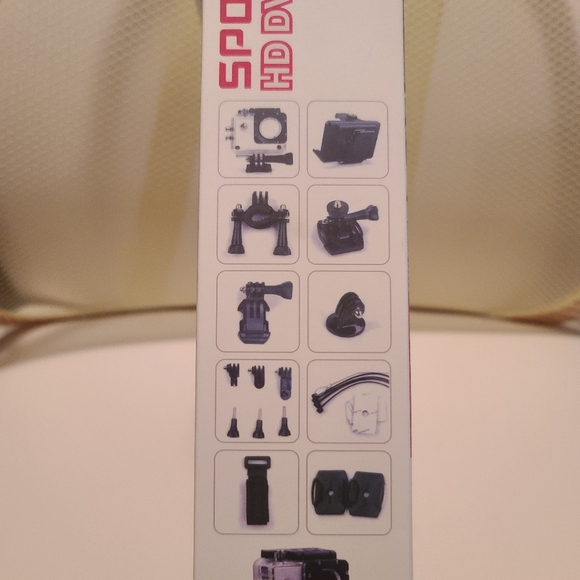 HD Action Cam Waterproof - Picture 4 of 4